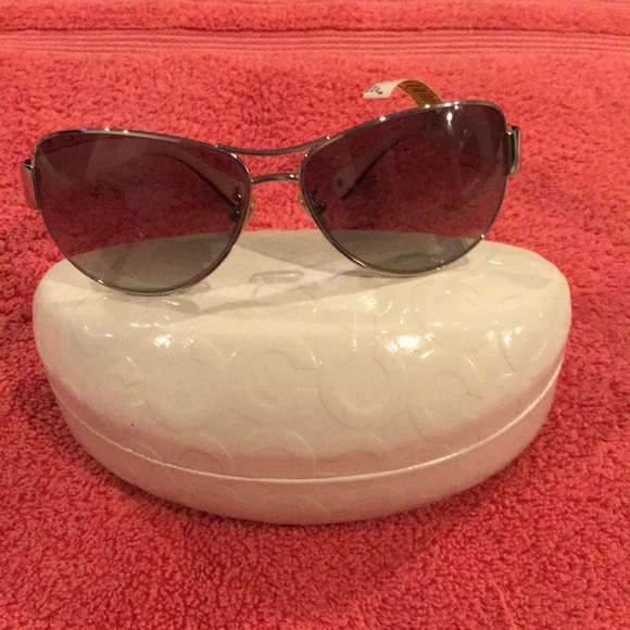 Coach Sunglasses Brand New, with case - Picture 1 of 4